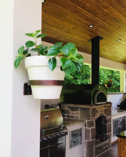 The Hudson Wall Mounted Potholder