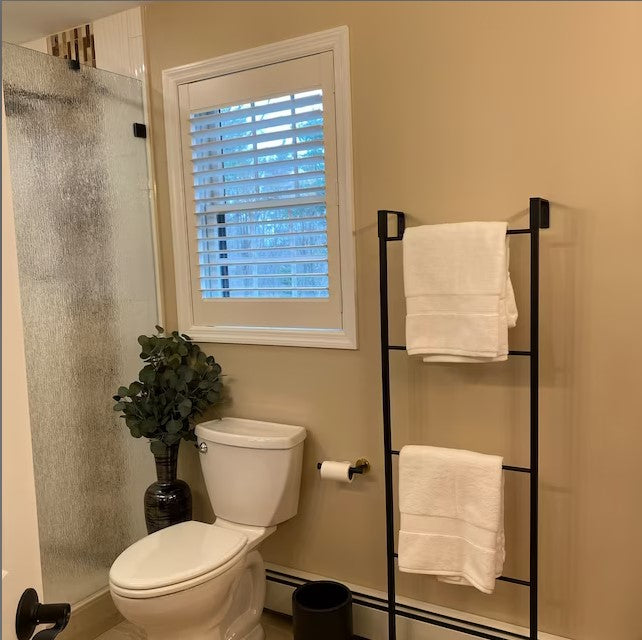 The Veronica Modern Blanket Ladder