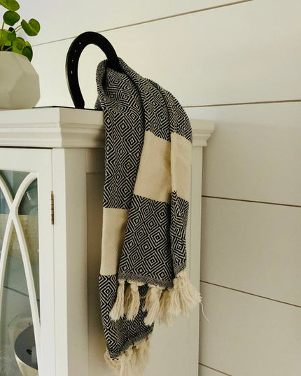 The Ginger Horseshoe Hook