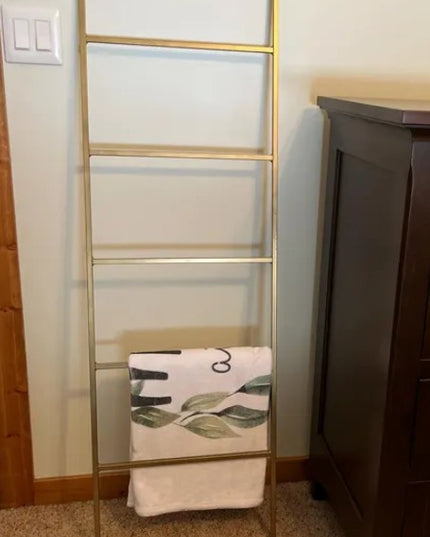 The Lynn Metal Ladder