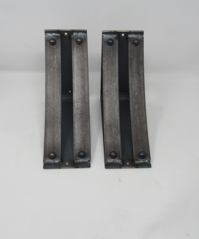 The Jamestown 4" Wide Shelf Bracket