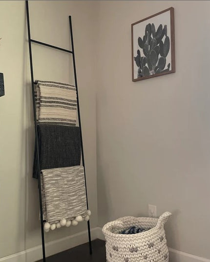 The Lynn Metal Ladder