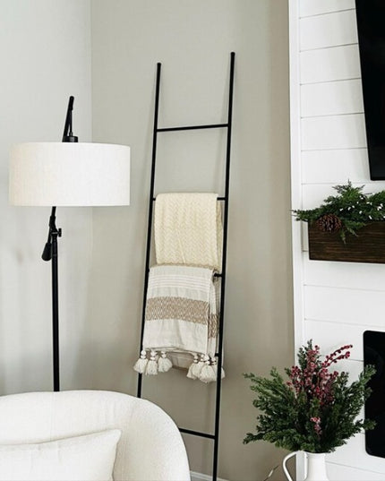 The Lynn Metal Ladder