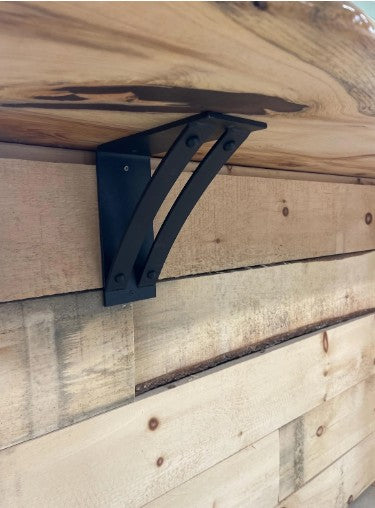 The Jamestown 4" Wide Shelf Bracket