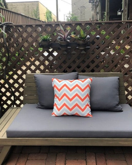 The Yonkers Horizontal Steel Planter