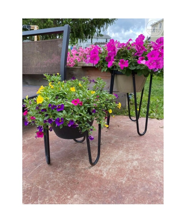 The Dorio Raised Planter Planter 6" Depth 8" Tall | Industrial Farm Co